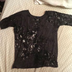 Gap black and silver shirt